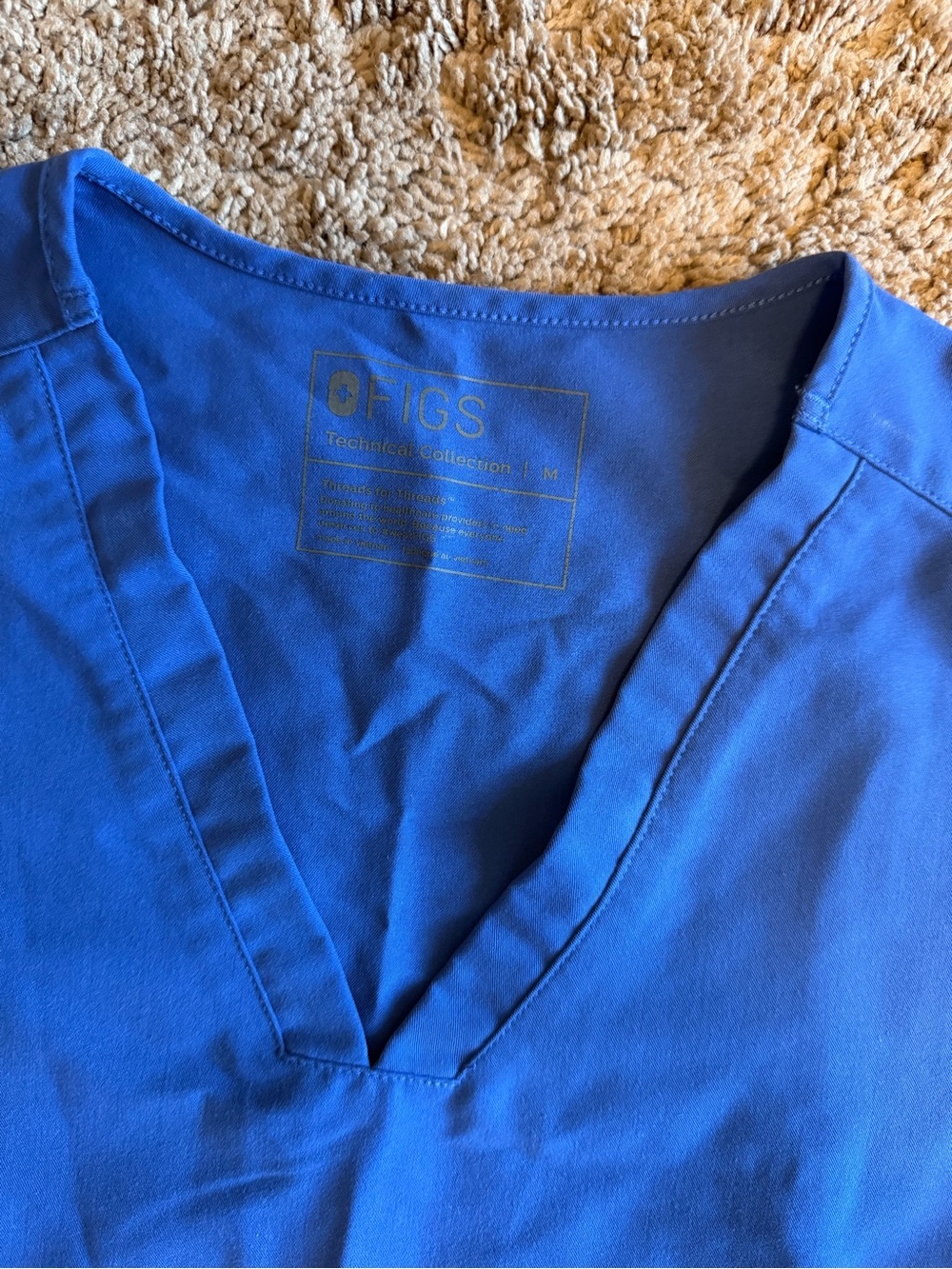 Figs Women's Cobalt Blue Scrub Top & Drawstring Pants Set - Picture 2 of 3